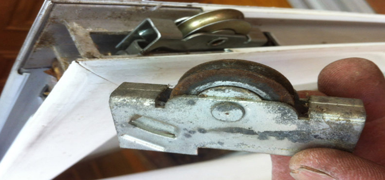 screen door roller repair in Victorville